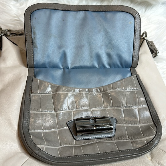 GUC Coach Kristin Python Croc Embossed Cream/Grey Leather Hand/Shoulder Bag - Picture 7 of 16